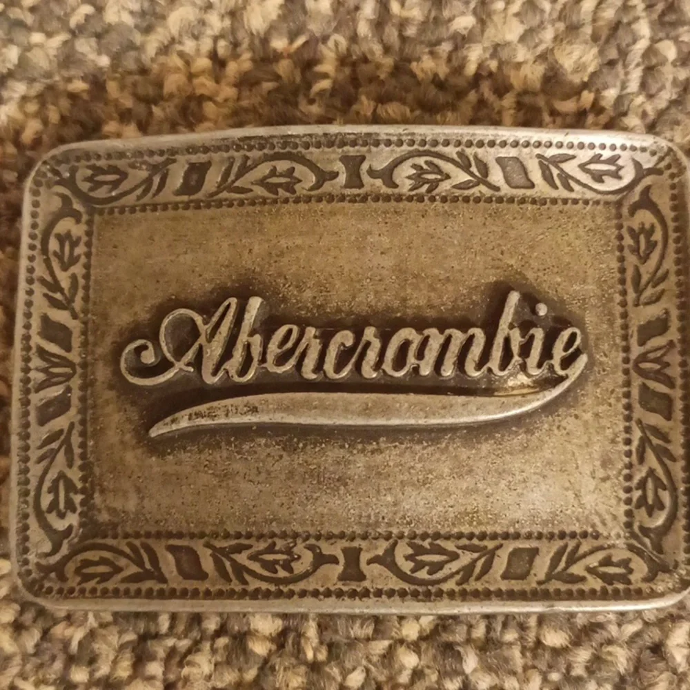 Abercrombie & Fitch men's pewter color metal belt buckle